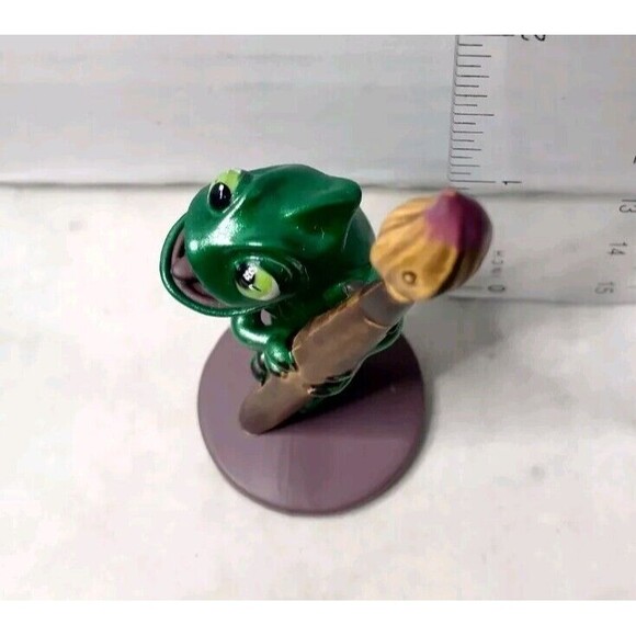 DISNEY TANGLED RAPUNZEL PET LIZARD PASCAL CHAMELEON 2.5" PVC VINYL FIGURE - Picture 5 of 6
